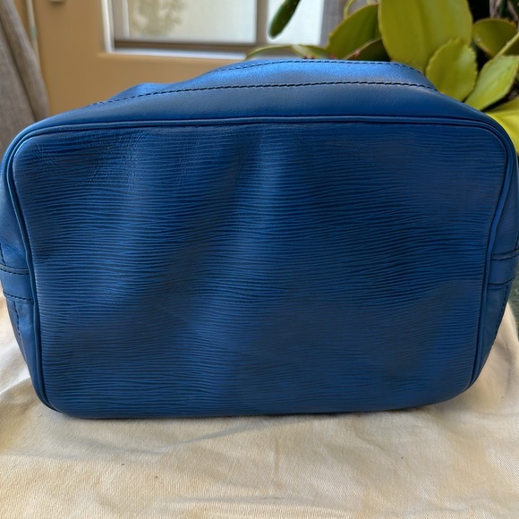 LOUIS VUITTON NOÊ BUCKET BAG IN TOLEO BLUE STRIATED EPI LEATHER W/ COA - Picture 13 of 13